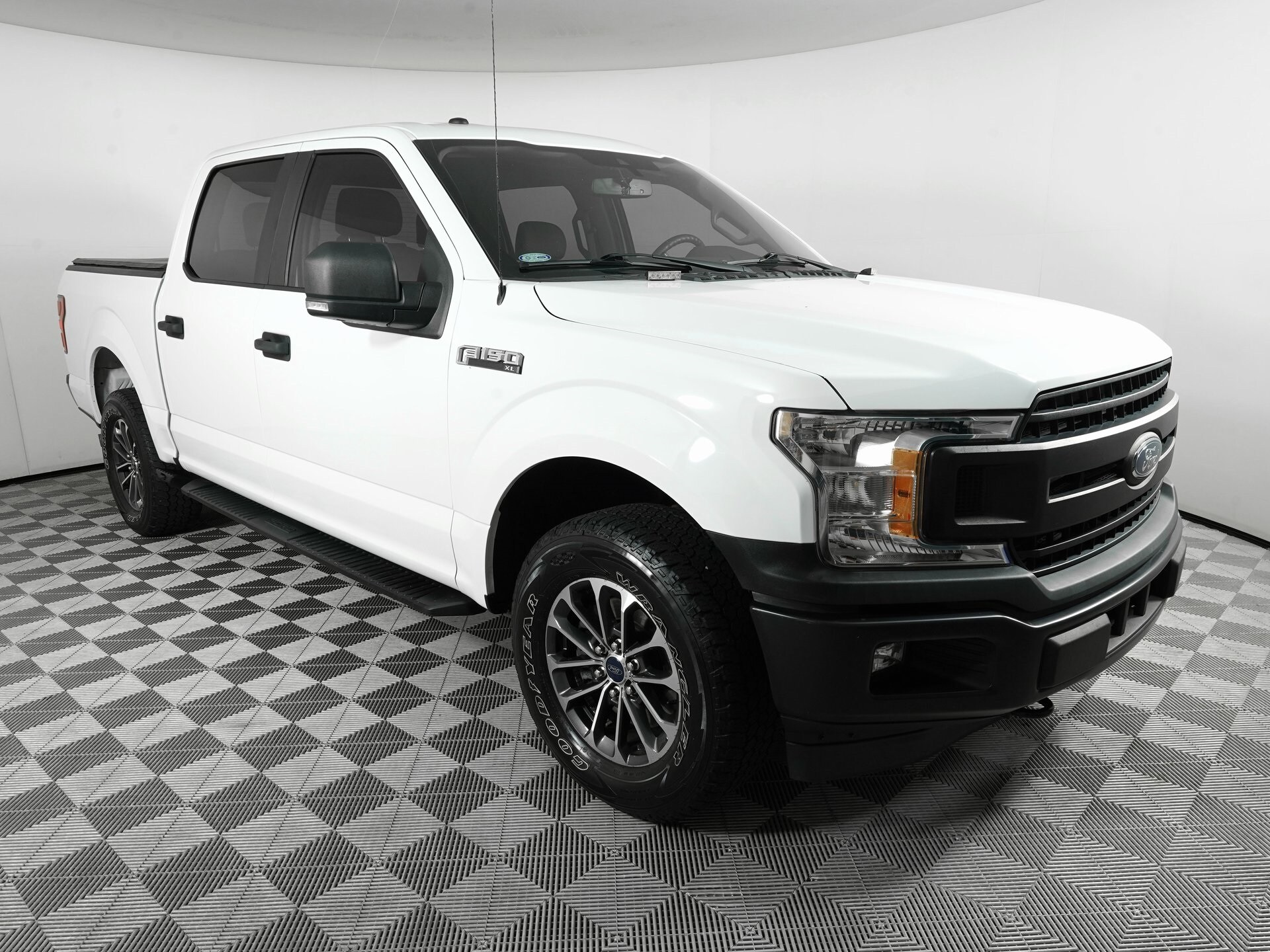 2019 Ford F-150 XL photo 3