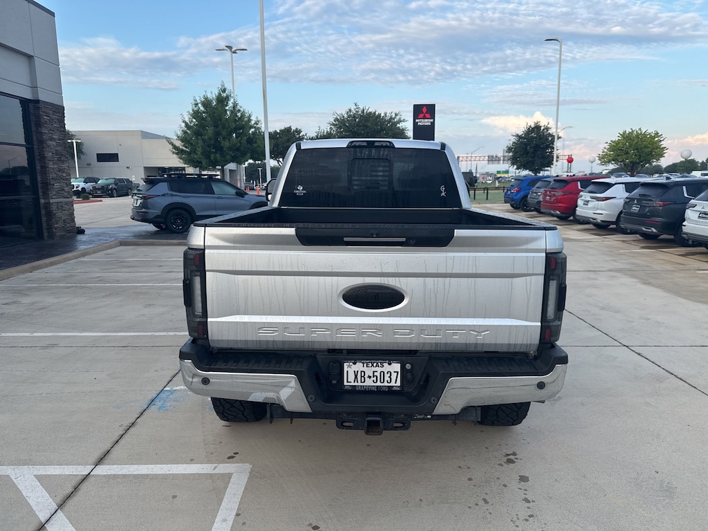 Used 2019 Ford F-250 Lariat Truck
