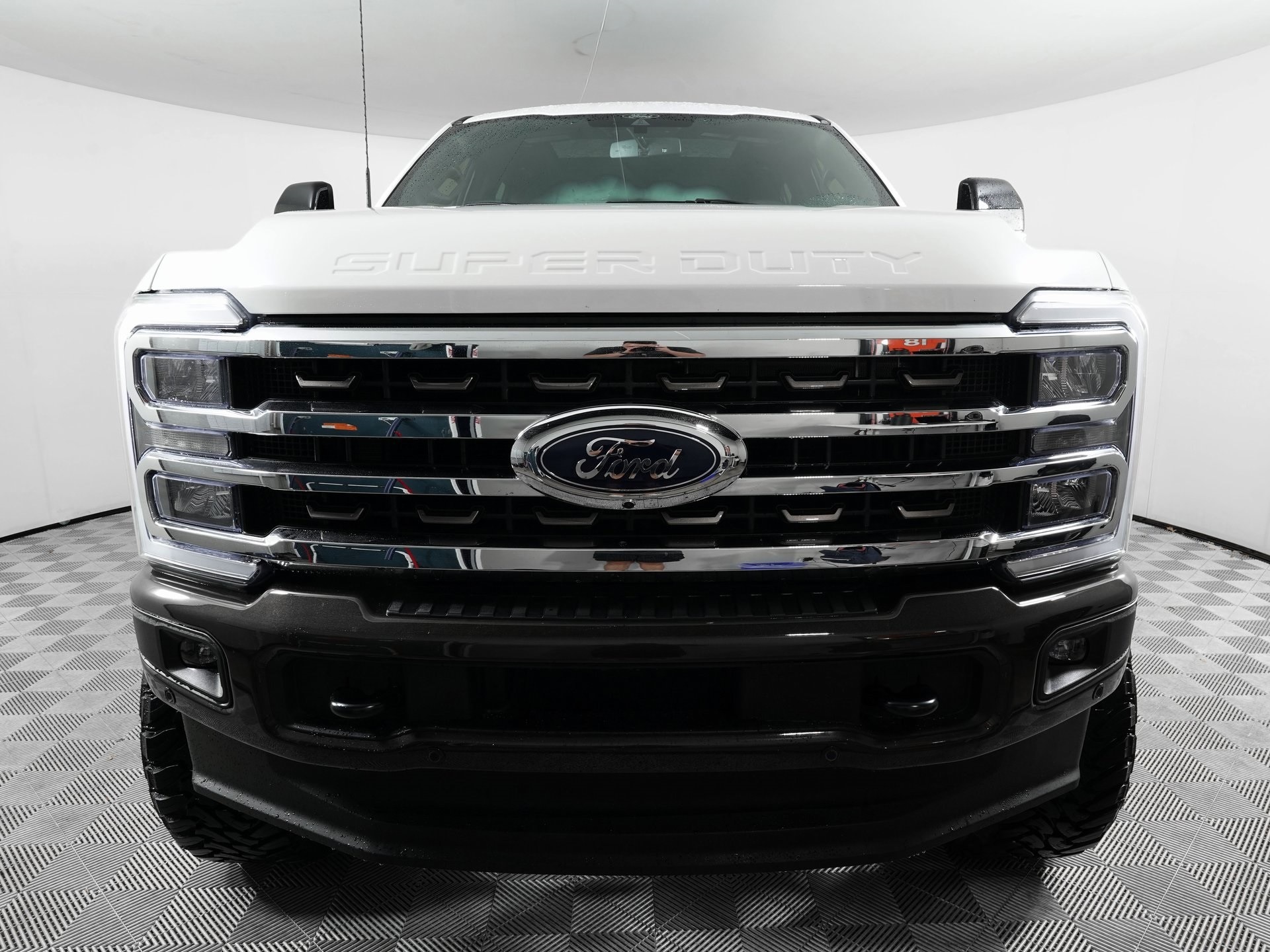 Used 2024 Ford F-250 Super Duty King Ranch with VIN 1FT8W2BT4REE64199 for sale in Hurst, TX