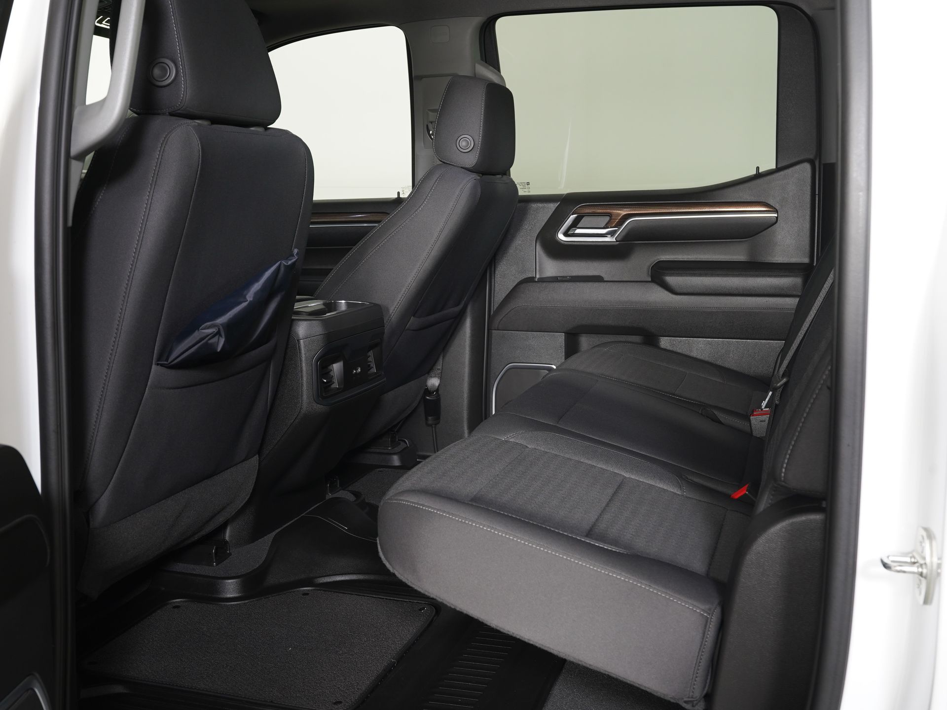 2023 Chevrolet Silverado 1500 RST - Photo 13