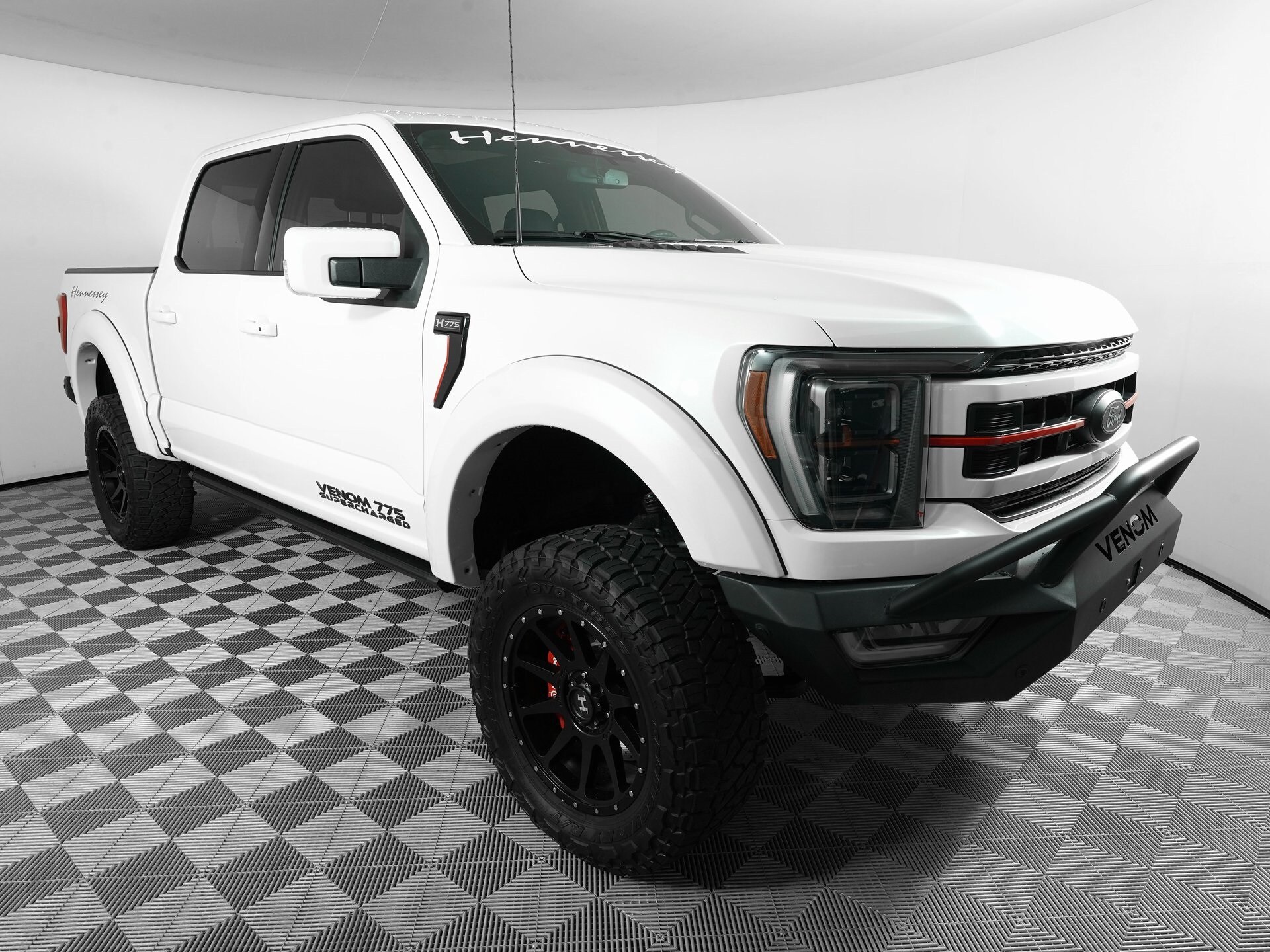 2023 Ford F-150 Lariat photo 3