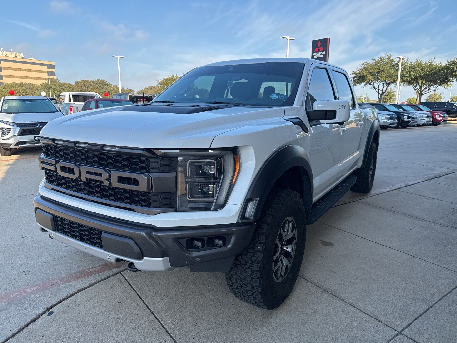 2022 Ford F-150 Raptor photo 2