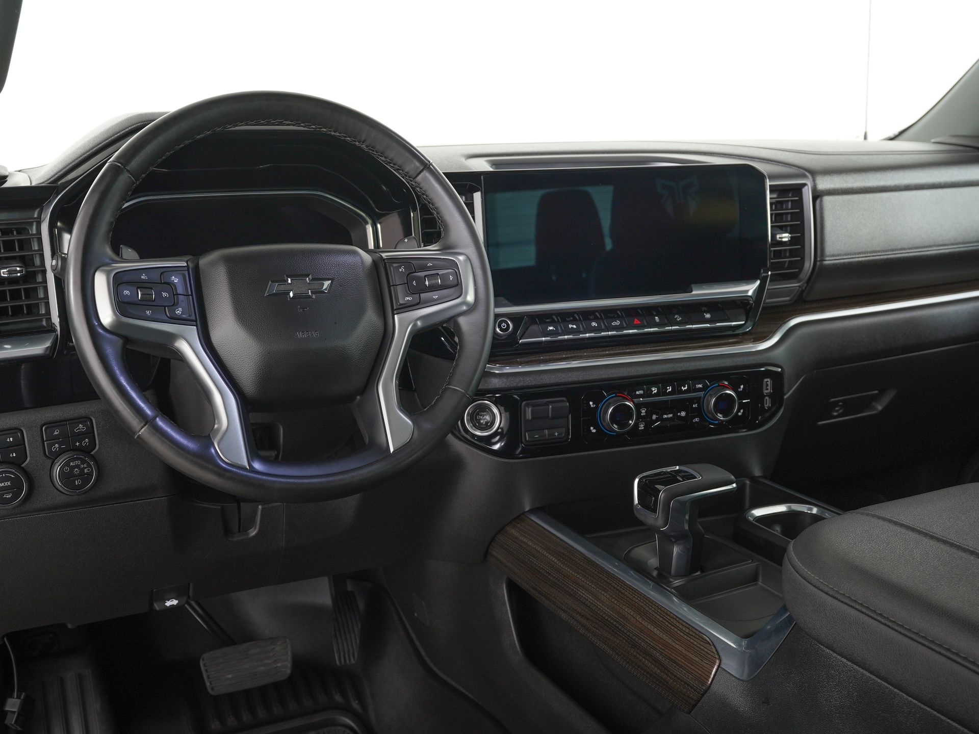 2023 Chevrolet Silverado 1500 RST - Photo 17