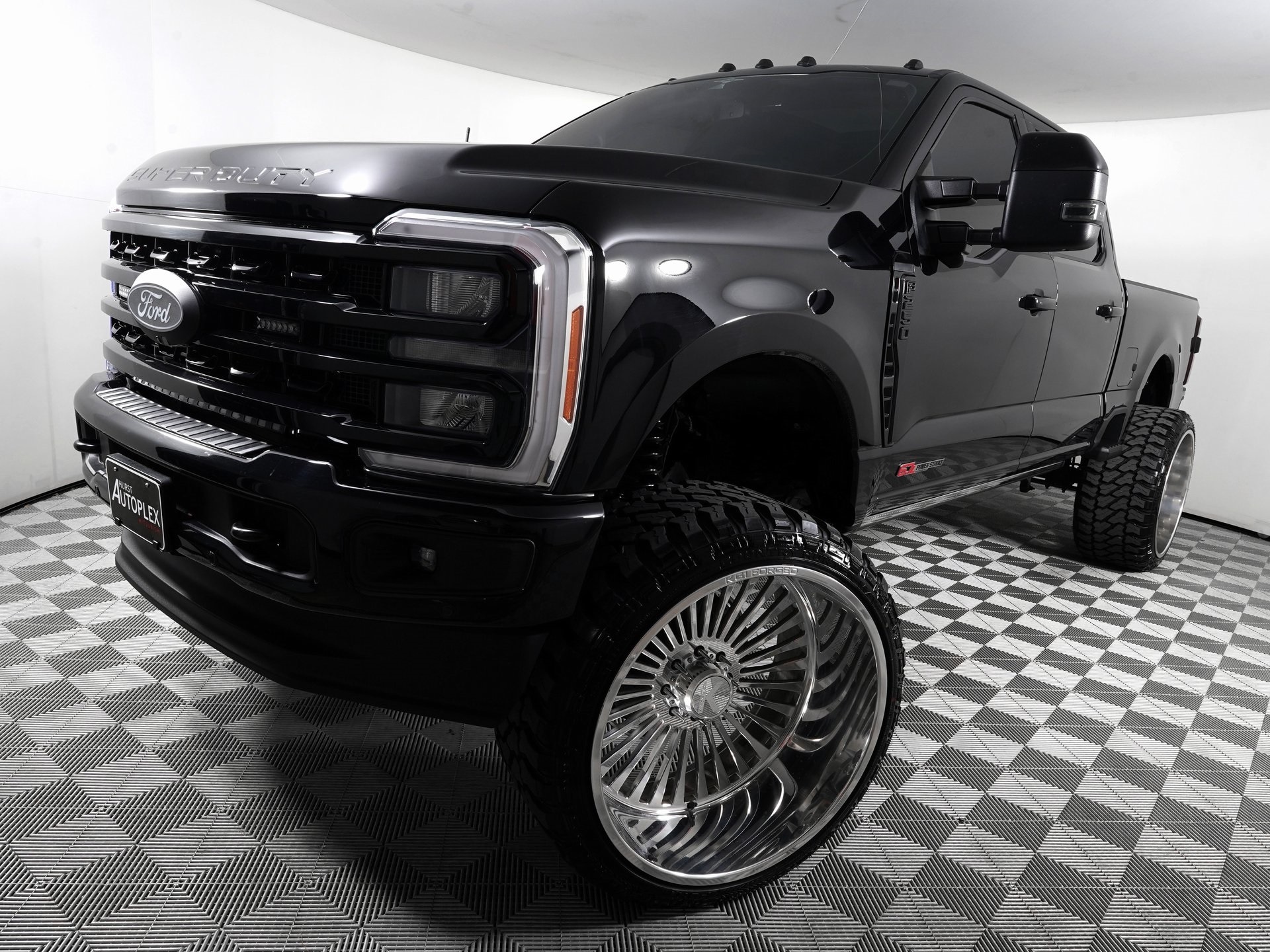 Used 2023 Ford F-250 Super Duty Lariat with VIN 1FT8W2BM5PEC87880 for sale in Hurst, TX