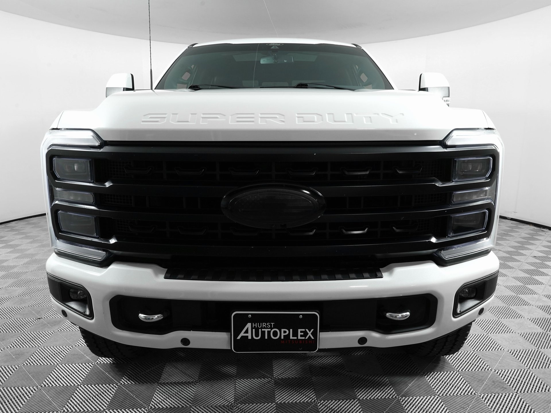 Used 2024 Ford F-250 Super Duty Platinum with VIN 1FT8W2BM0REC69029 for sale in Hurst, TX