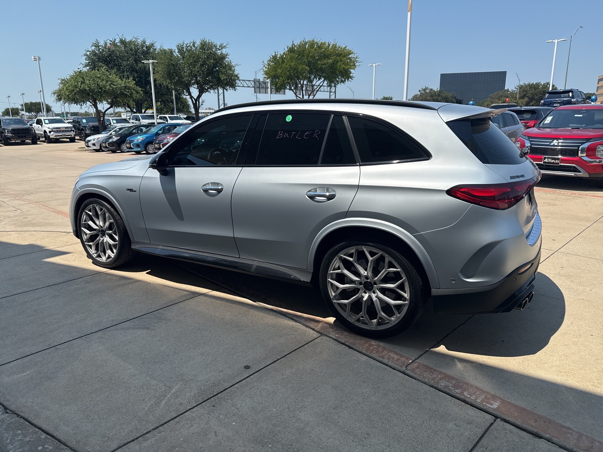 2024 Mercedes Benz GLC 43 AMG photo 3