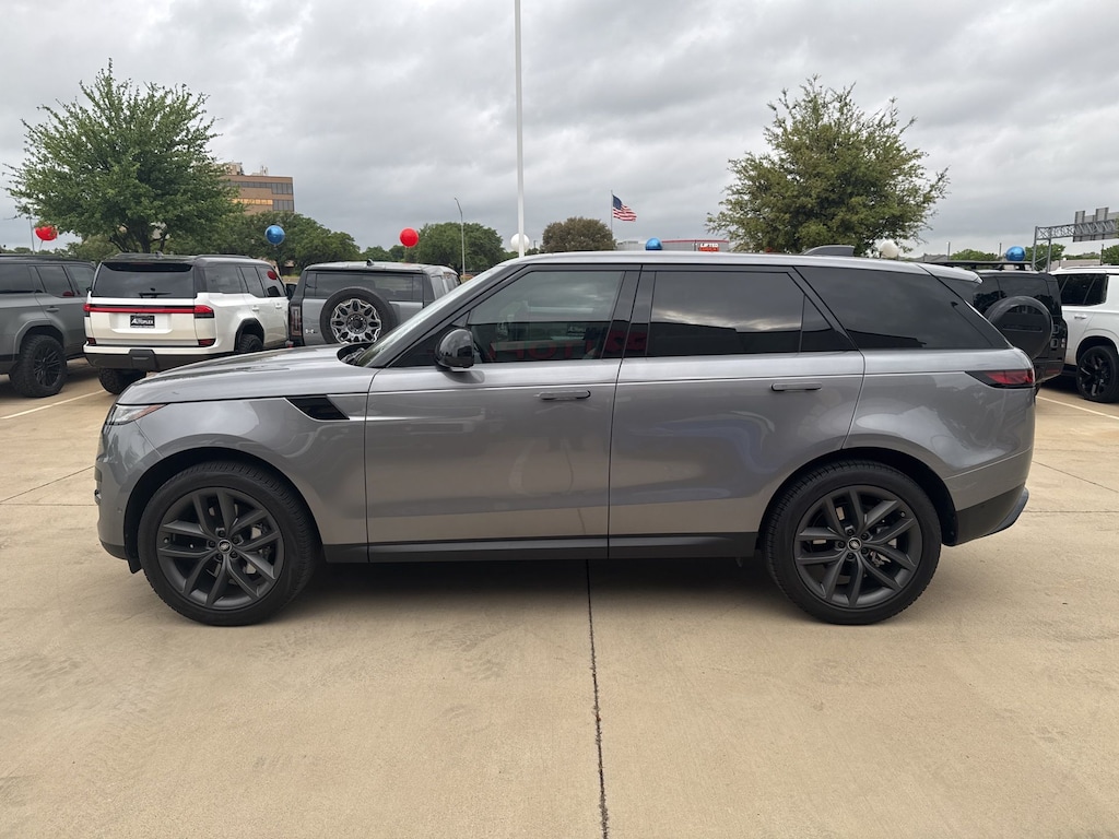 Used 2025 Land Rover Range Rover Sport SE SUV