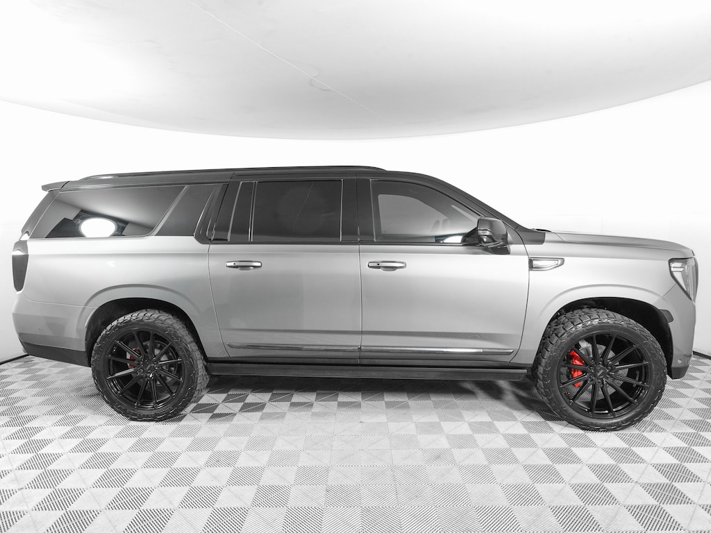 Used 2023 GMC Yukon XL Denali Ultimate SUV