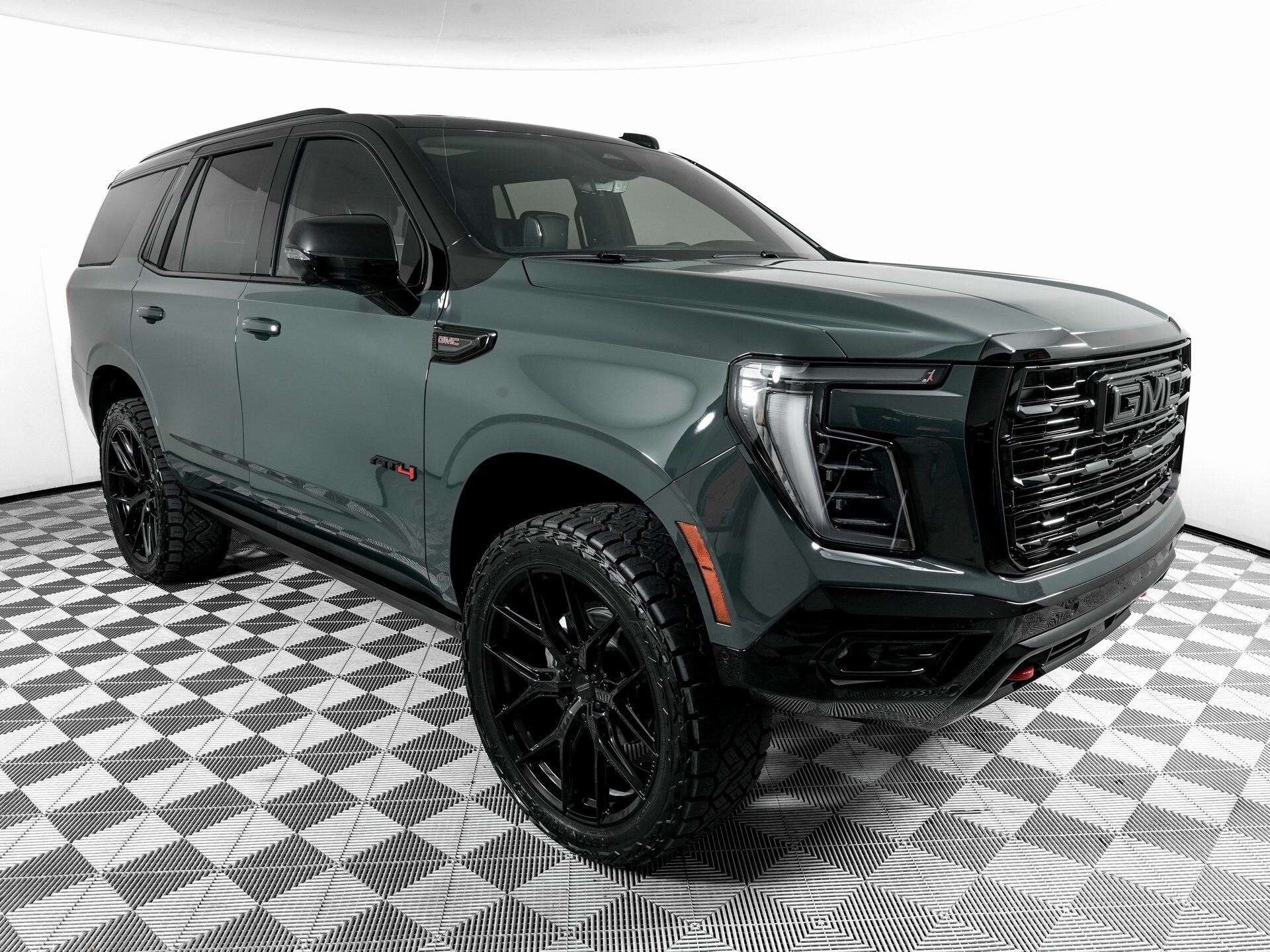 2025 Gmc Yukon AT4 Ultimate photo 2
