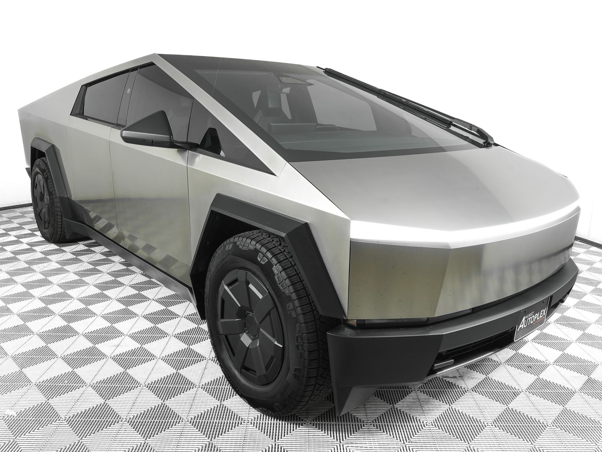 Used 2024 Tesla Cybertruck Base with VIN 7G2CEHED8RA024211 for sale in Hurst, TX