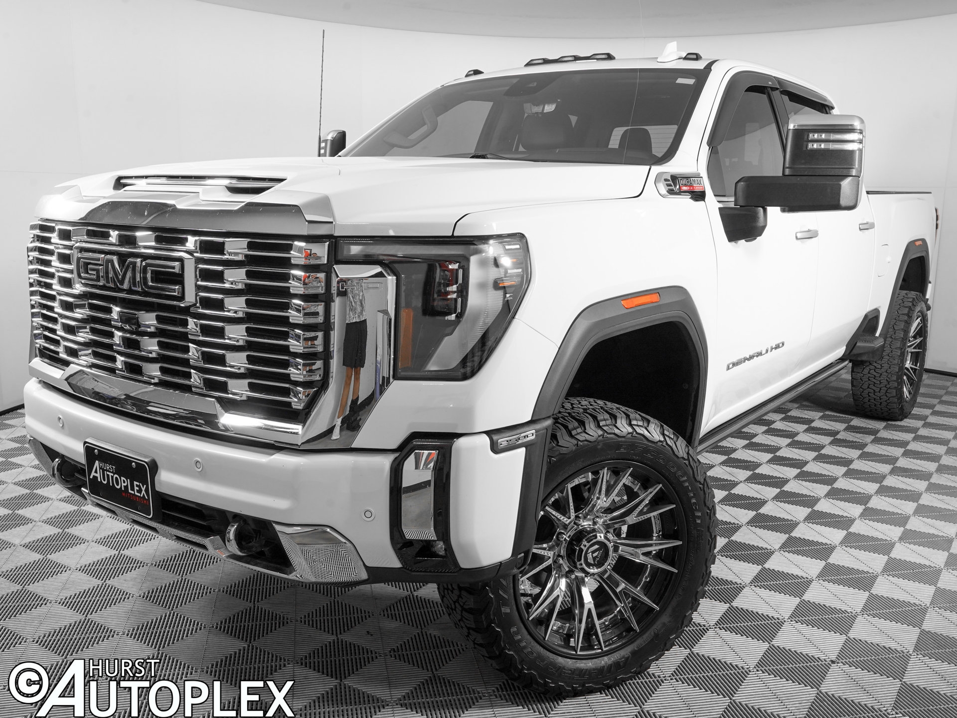 Used 2025 GMC Sierra 2500 HD Denali Truck
