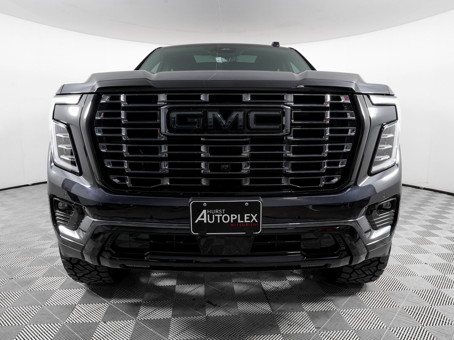 2025 Gmc Yukon Denali Ultimate photo 2