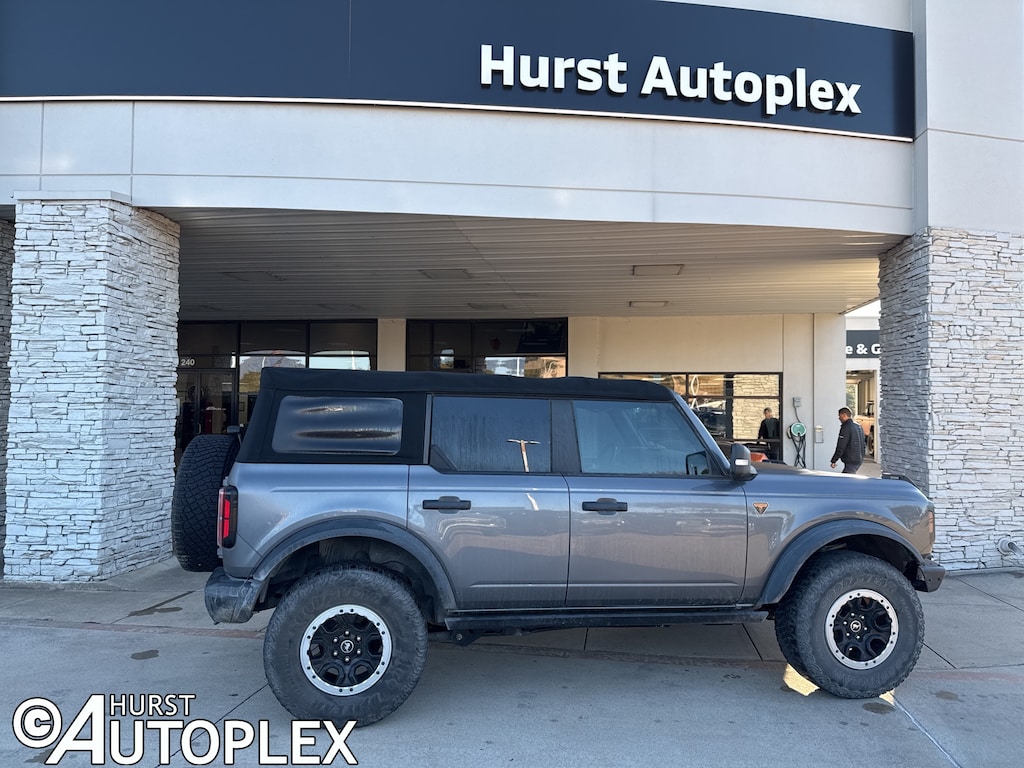 Used 2021 Ford Bronco Badlands SUV