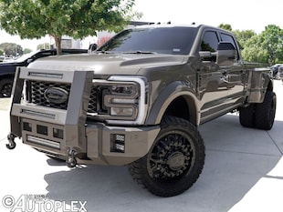 2026 Ford F-450 Truck Platinum