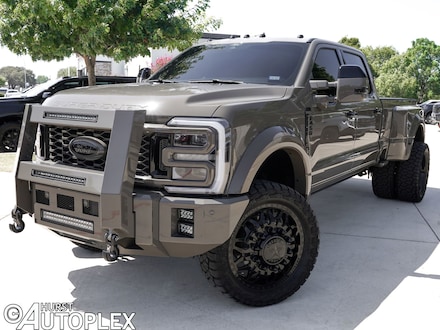 2026 Ford F-450 Truck Platinum