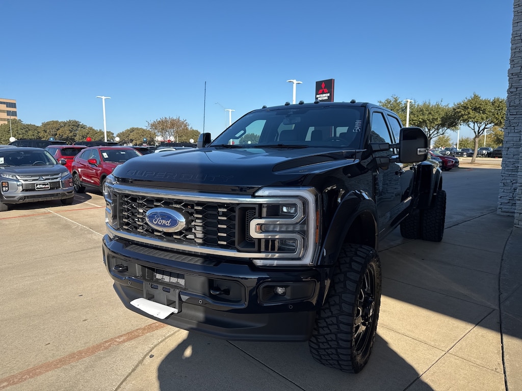 Used 2025 Ford F-450 Platinum Truck