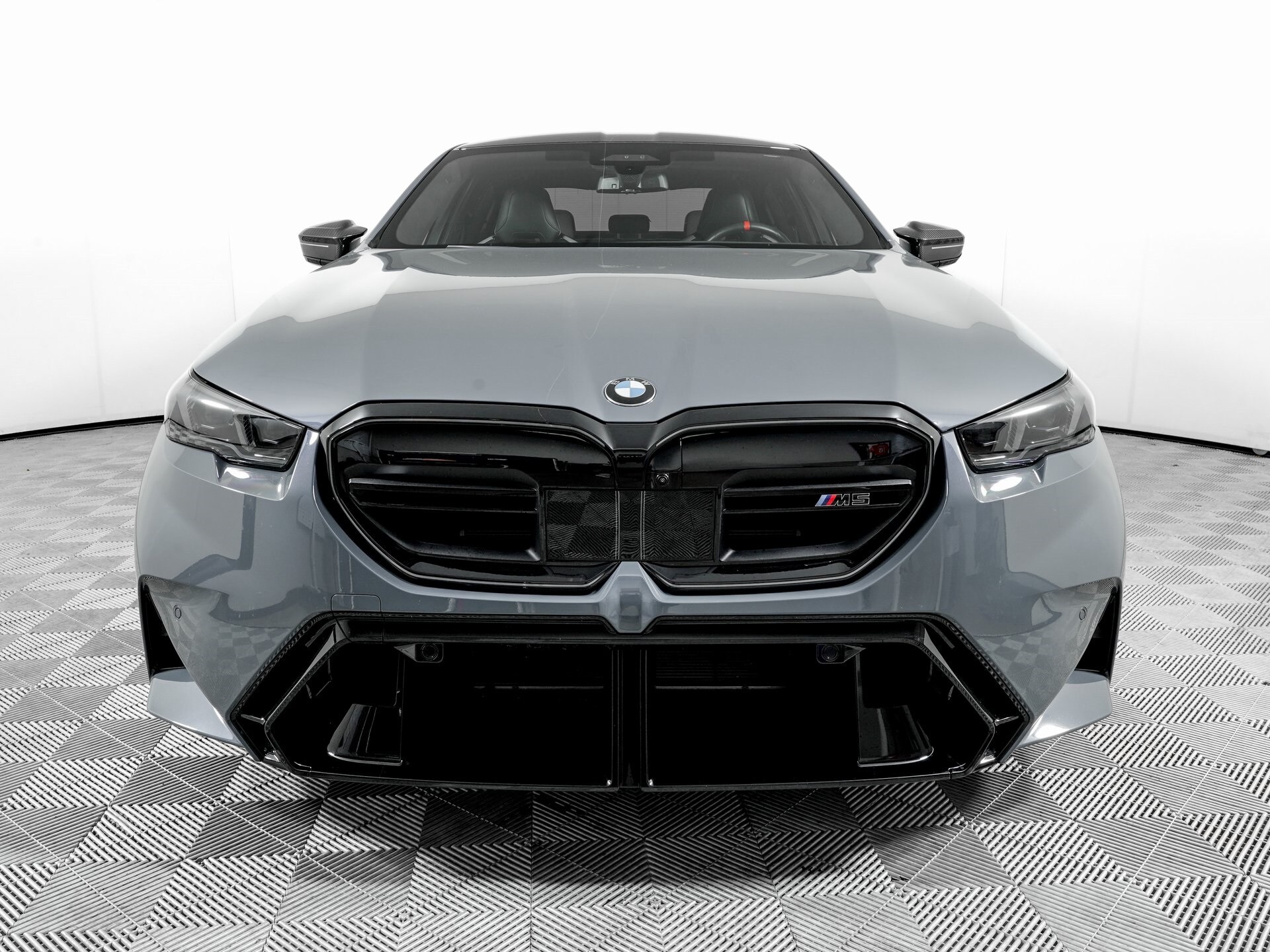 2025 Bmw M5 5 photo 2