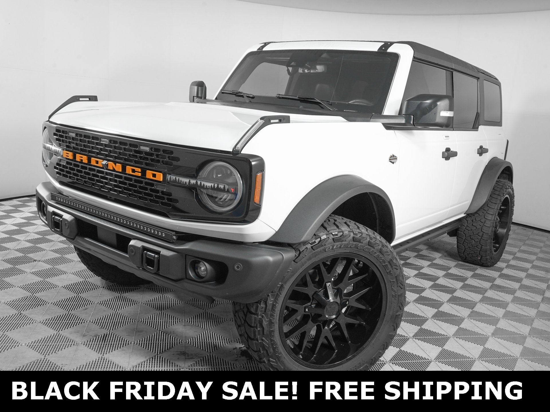 2023 Ford Bronco 4-Door Wildtrak's photo