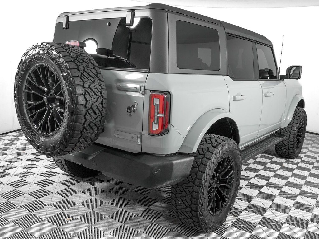 Used 2024 Ford Bronco Outer Banks SUV