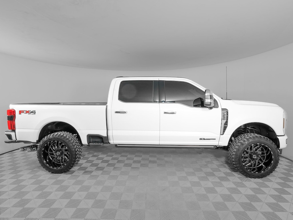 Used 2024 Ford F-250 Platinum Truck