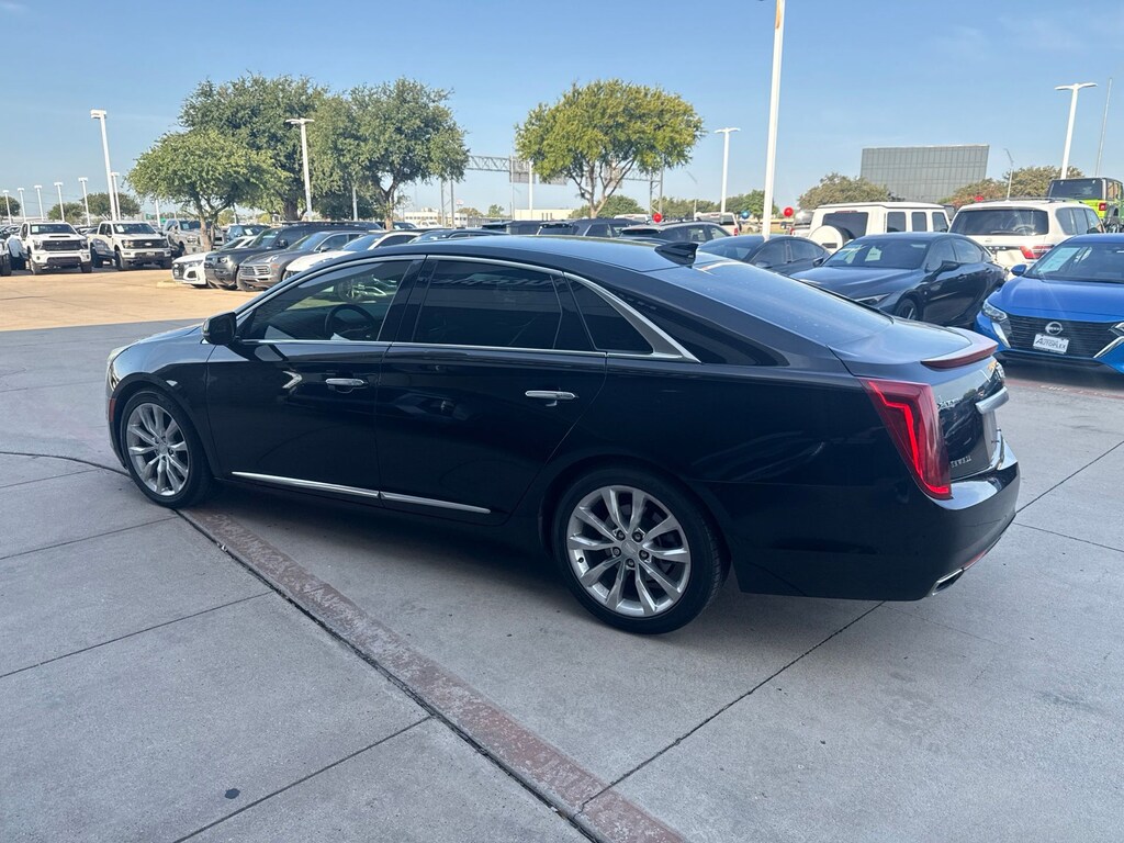 Used 2016 CADILLAC XTS Luxury Sedan