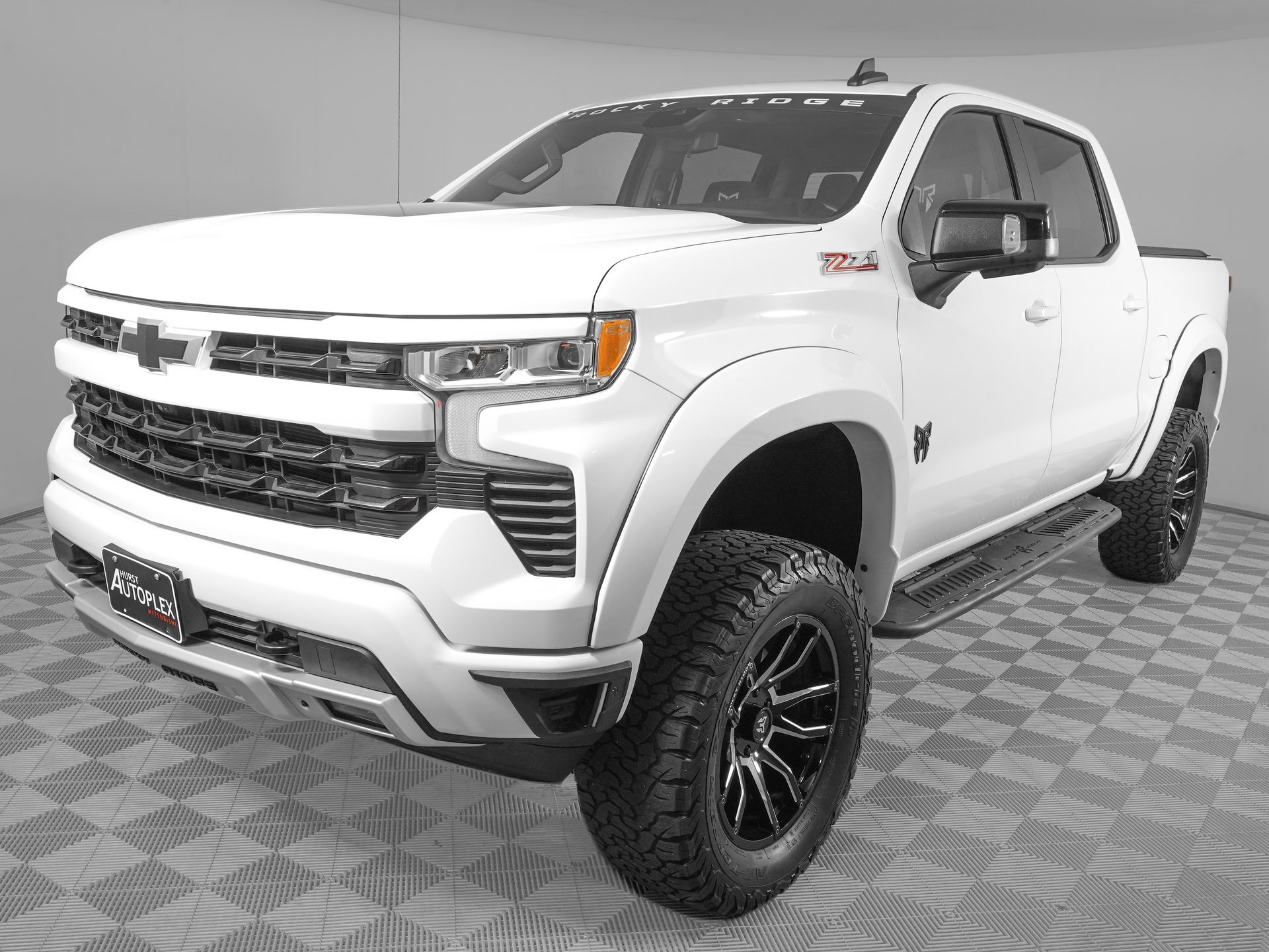 2023 Chevrolet Silverado 1500 RST - Photo 10