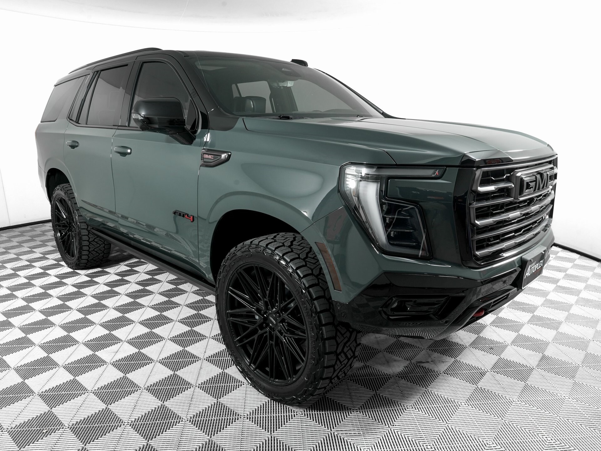 2025 Gmc Yukon AT4 Ultimate photo 3