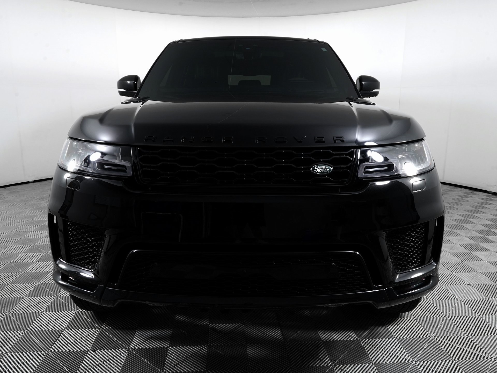 Used 2019 Land Rover Range Rover Sport HST with VIN SALWS2SU6KA862158 for sale in Hurst, TX