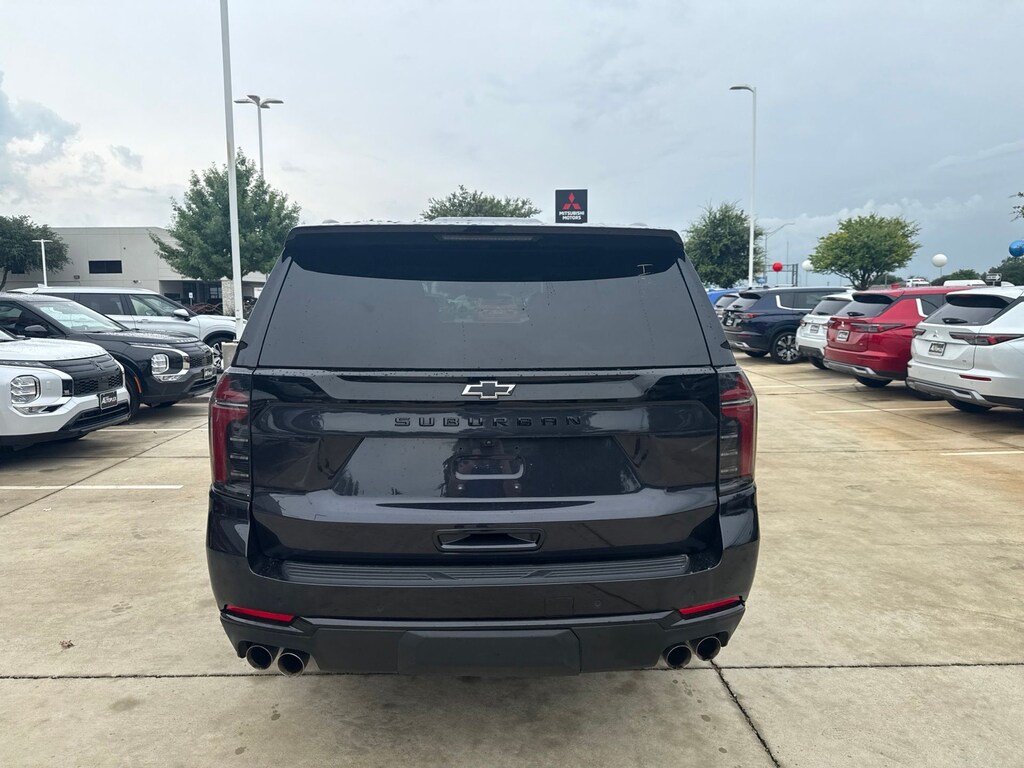 Used 2025 Chevrolet Suburban Z71 SUV