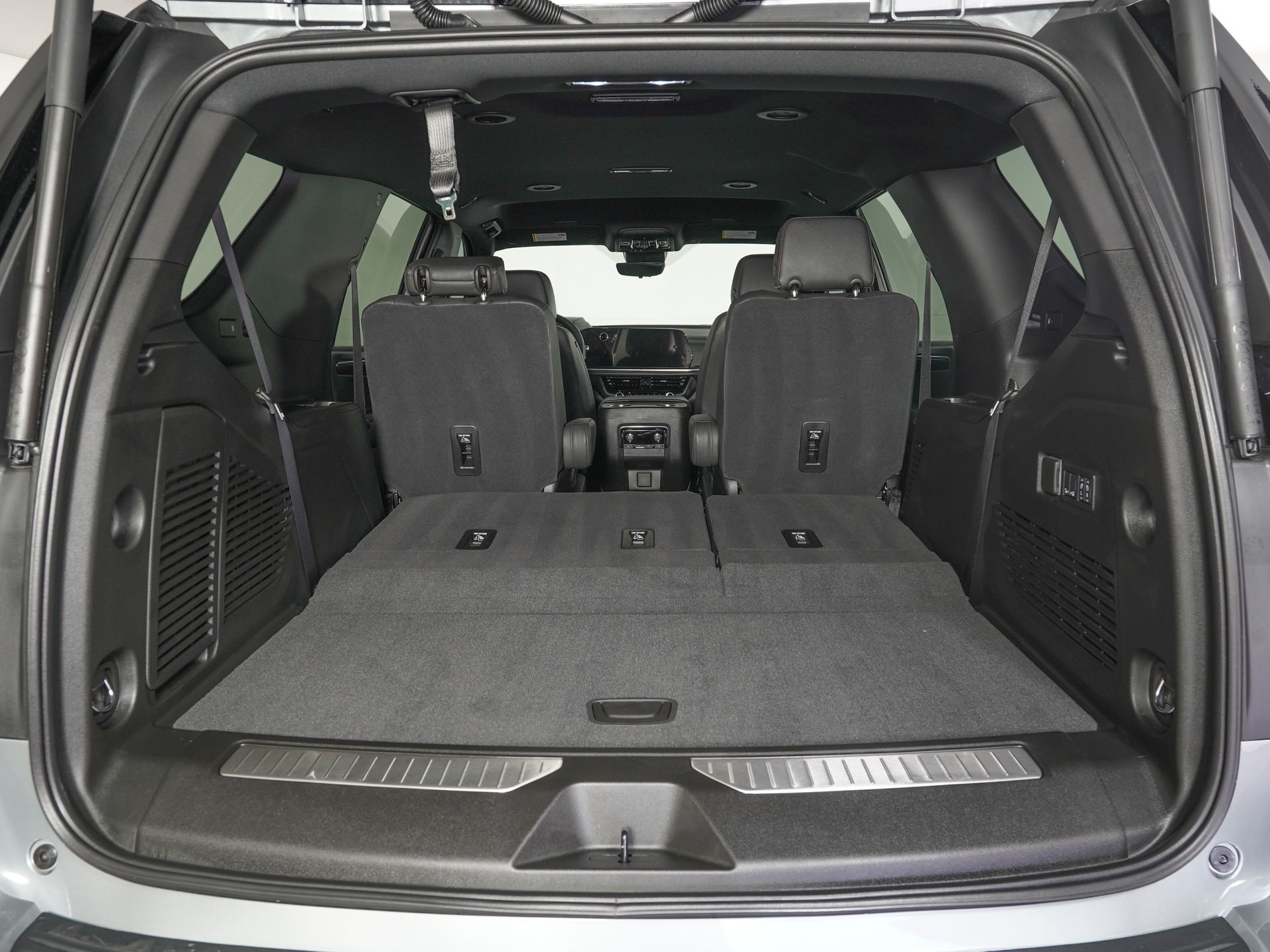 2026 Chevrolet Tahoe RST - Photo 14