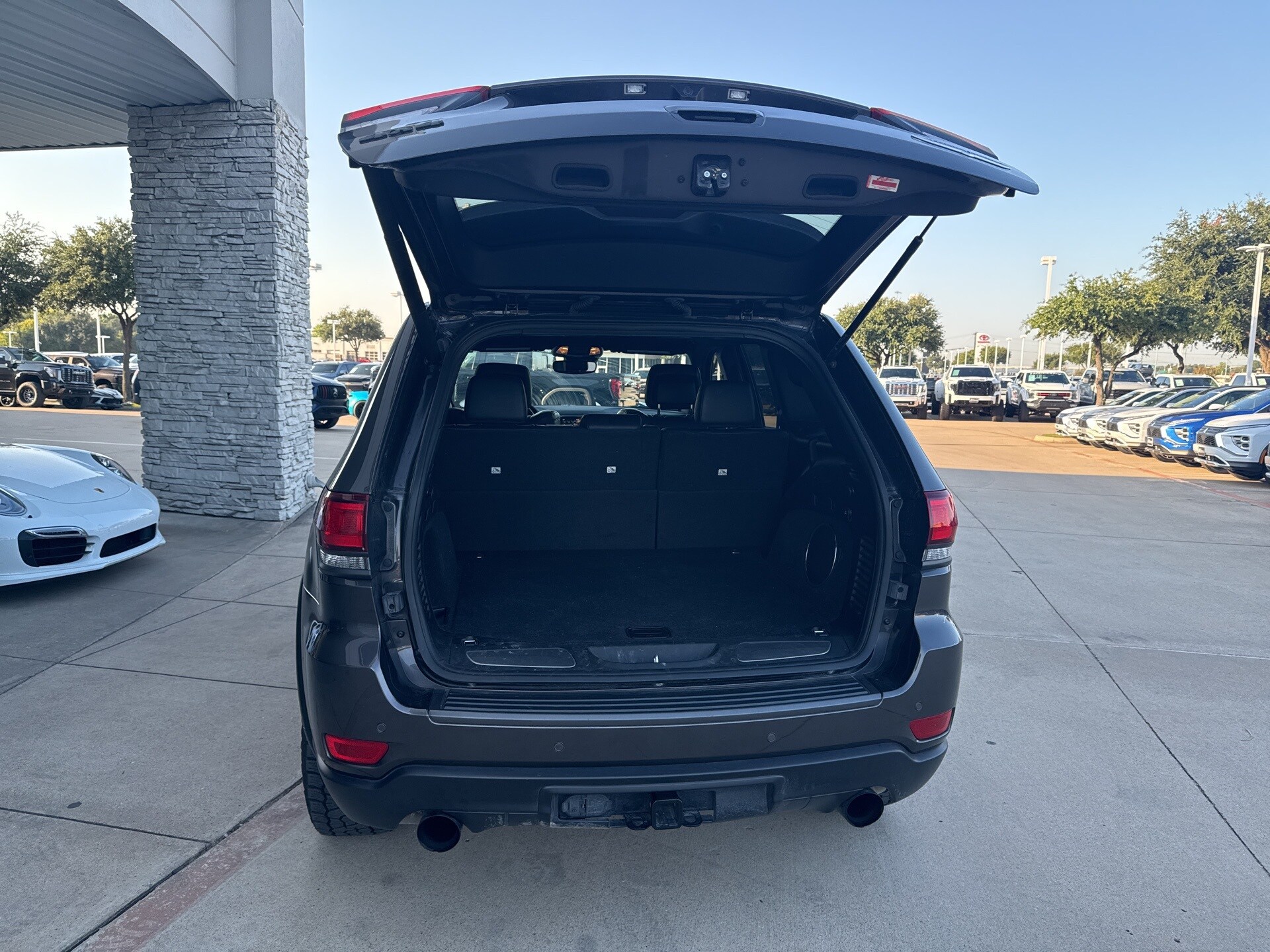 2021 Jeep Grand Cherokee Trailhawk photo 3
