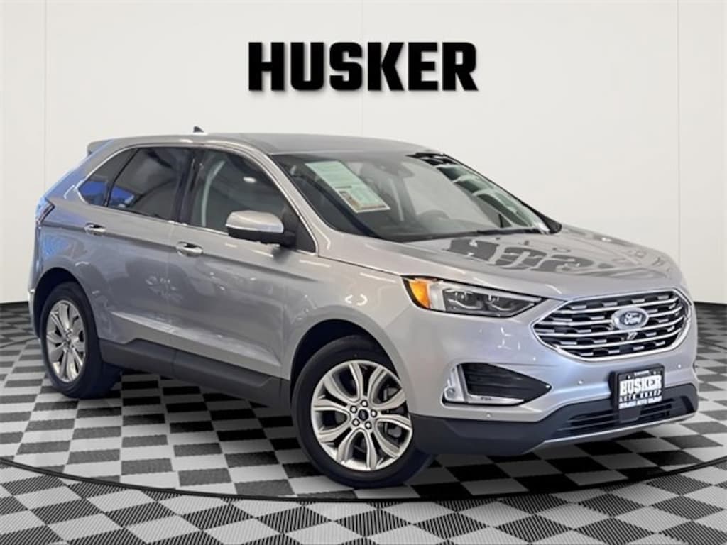 Used 2022 Ford Edge Titanium