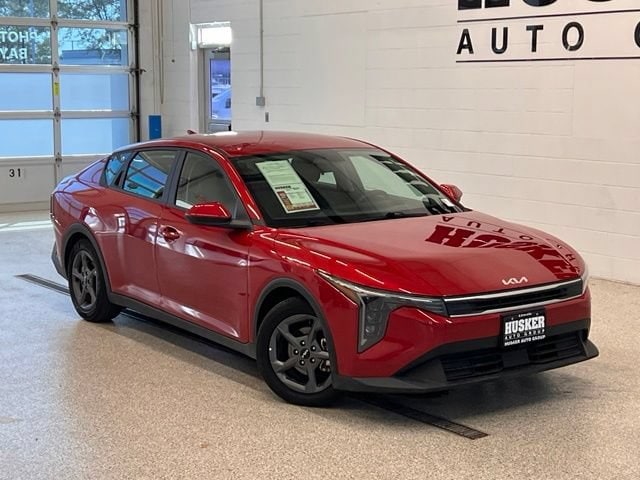  2025 Kia K4 LXS FWD   