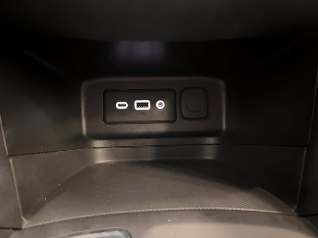 2023 Chevrolet Equinox LT - Photo 25