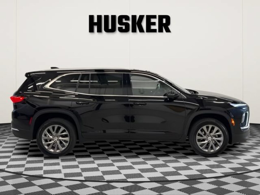 Used 2025 Buick Enclave Preferred SUV