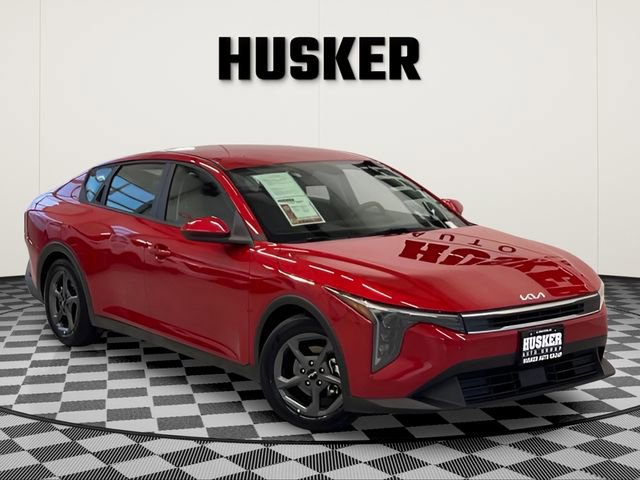 2025 Kia K4 LXS AT's photo