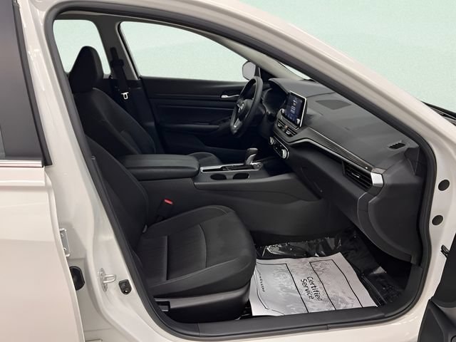 2025 Nissan Altima SV - Photo 12