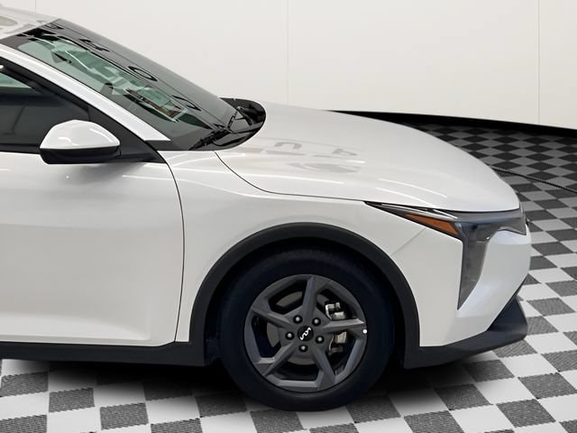 2025 Kia K4 LXS - Photo 6