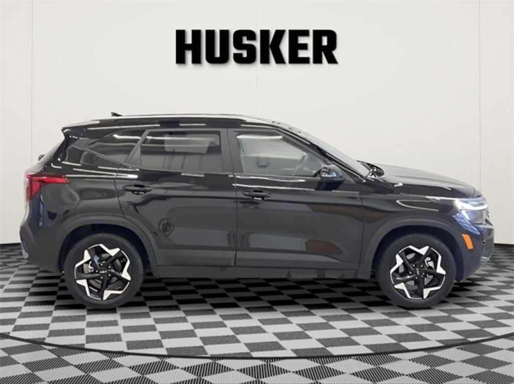 Used 2025 Kia Seltos S SUV