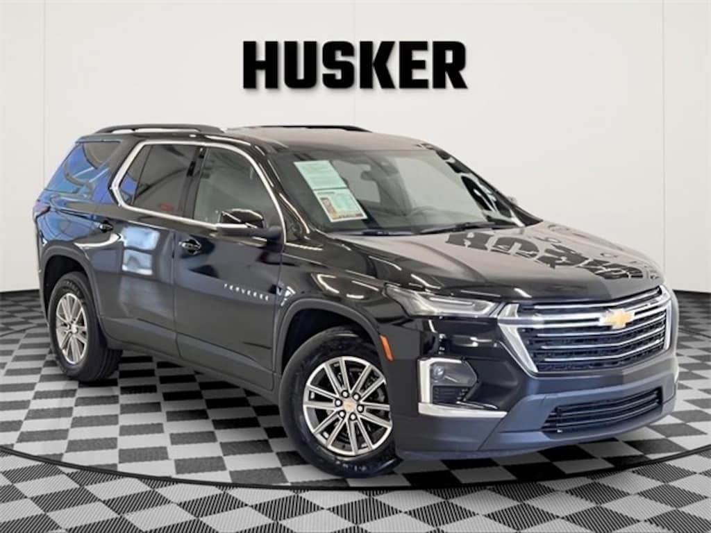 Certified 2023 Chevrolet Traverse LT Cloth SUV