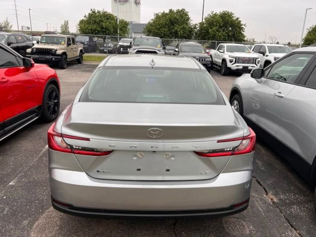 Used 2025 Toyota Camry LE