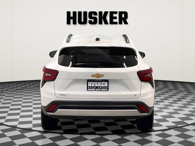 2025 Chevrolet Trax LT - Photo 6