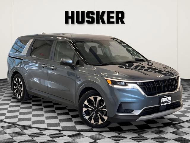 2024 Kia Sedona EX's photo