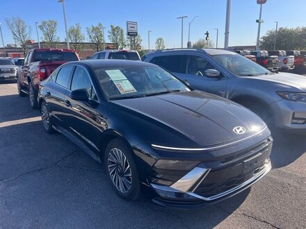 2025 Hyundai Sonata Hybrid SEL Sedan