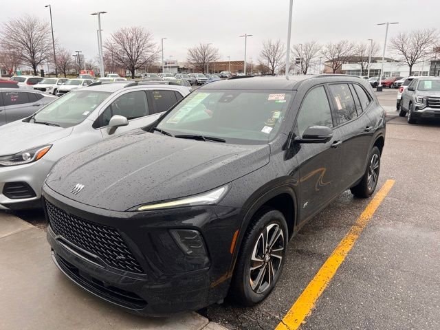 View vehicle photo 3