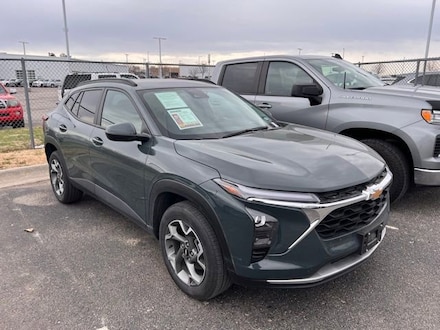2025 Chevrolet Trax LT SUV