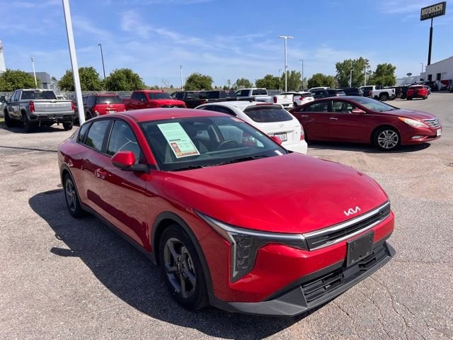 2025 Kia K4 LXS AT's photo