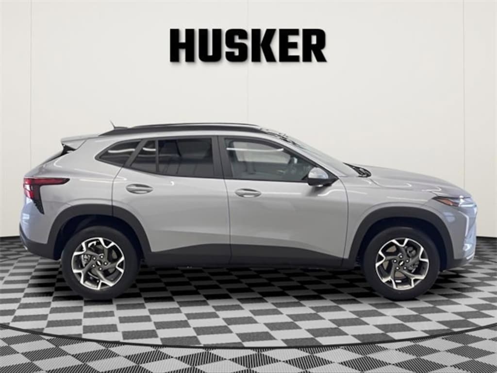 Certified 2025 Chevrolet Trax LT SUV