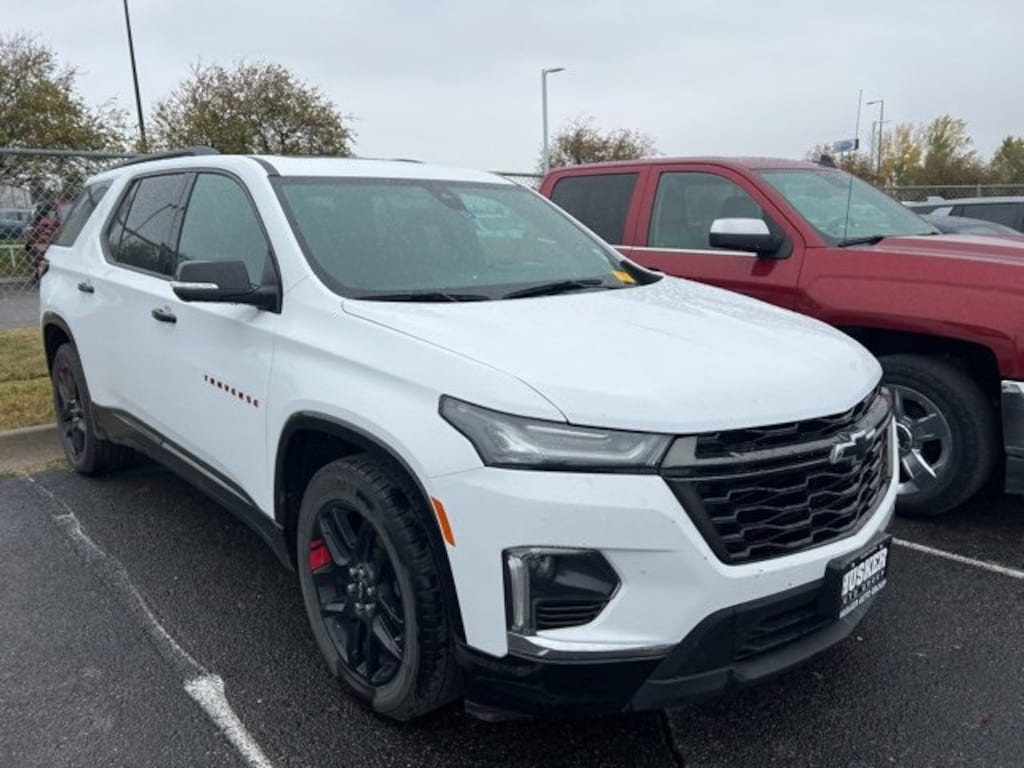 Used 2023 Chevrolet Traverse Premier SUV