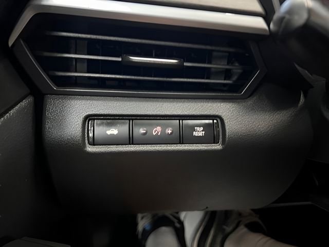 2025 Nissan Altima SV - Photo 13